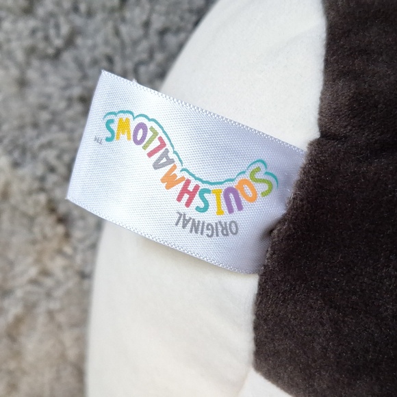 Squishmallow Winter Kitty "Cam" NWT 8in - Picture 4 of 6